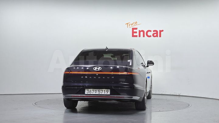 Hyundai Grandeur 2025 — 4