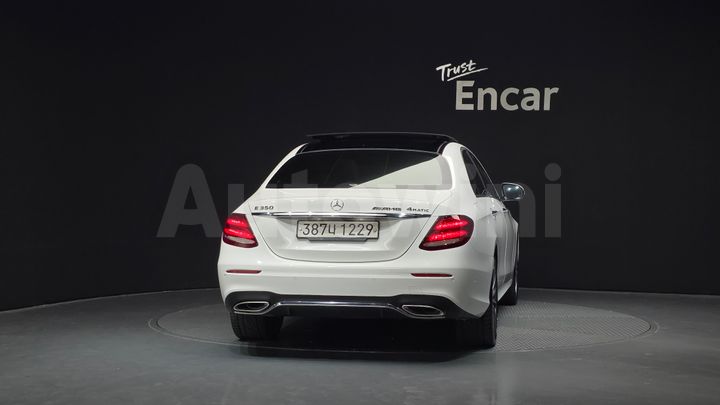 Mercedes Benz E Class 2020 — 4