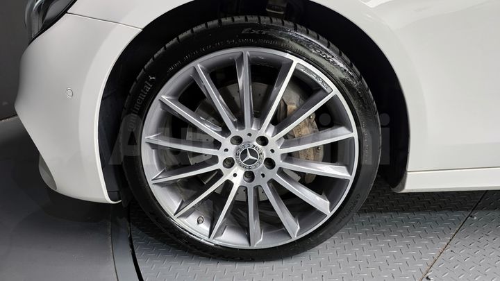 Mercedes Benz E Class 2020 — 5
