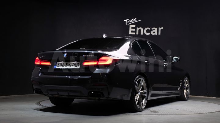 BMW 5 Series 2022 — 2