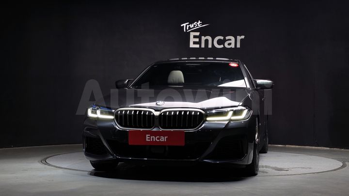 BMW 5 Series 2022 — 3