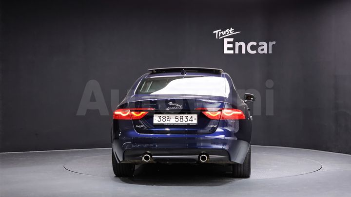 Jaguar XF 2017 — 4