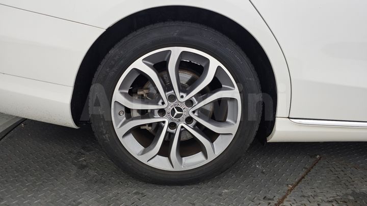 Mercedes Benz C Class 2018 — 5