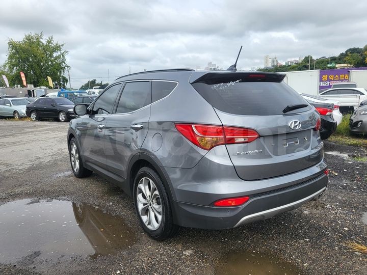 Hyundai SantaFe 2014 — 3