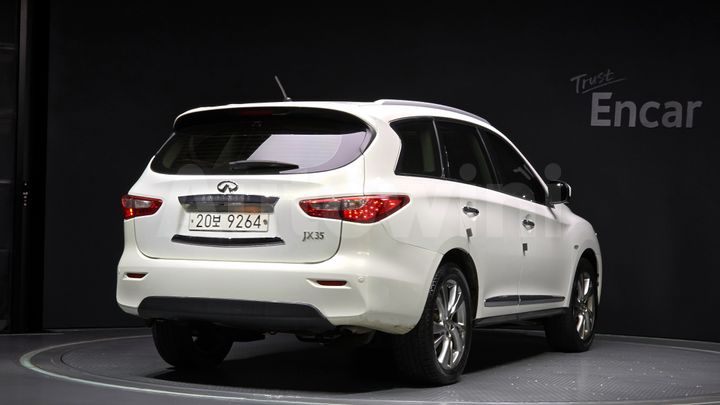 Infiniti JX