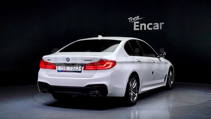 BMW 5 Series 2017 — 2