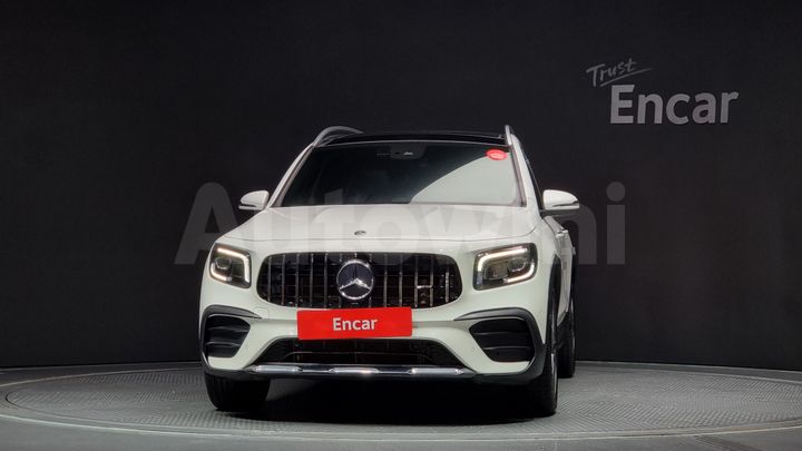 Mercedes Benz GLB Class 2021 — 3