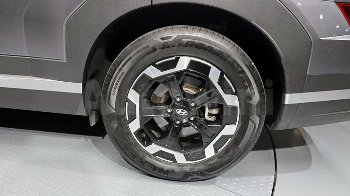 Hyundai SantaFe 2024 — 5