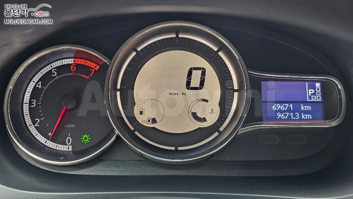 Renault SM3 2019 — 5