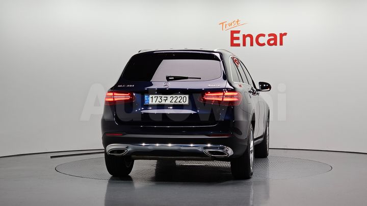 Mercedes Benz GLC Class 2018 — 4
