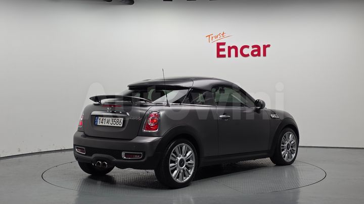 Mini Coupe