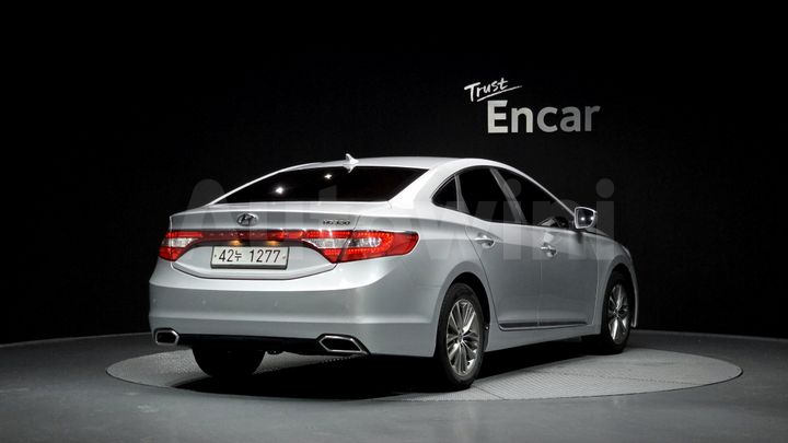 Hyundai Grandeur 2015 — 2