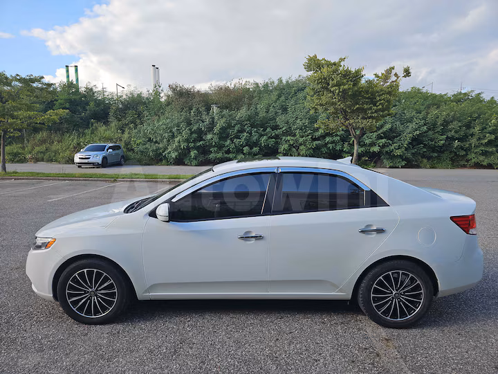 Kia Forte 2012 — 2