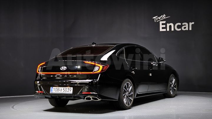 Hyundai Sonata 2023 — 2