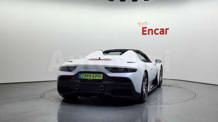Maserati MC20 2023 — 4