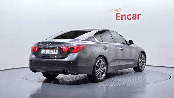 Infiniti Q 2015 — 2