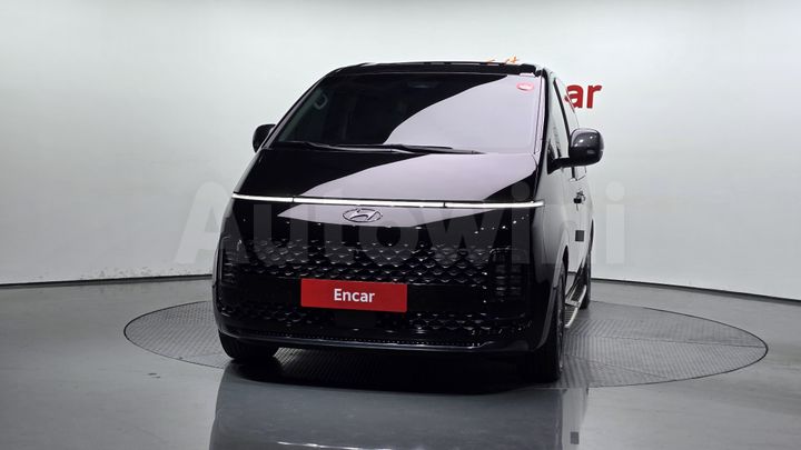 Hyundai Staria 2023 — 3