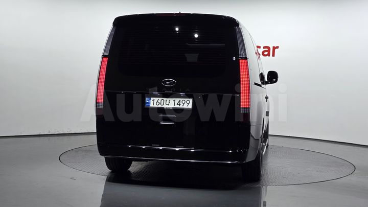 Hyundai Staria 2023 — 4