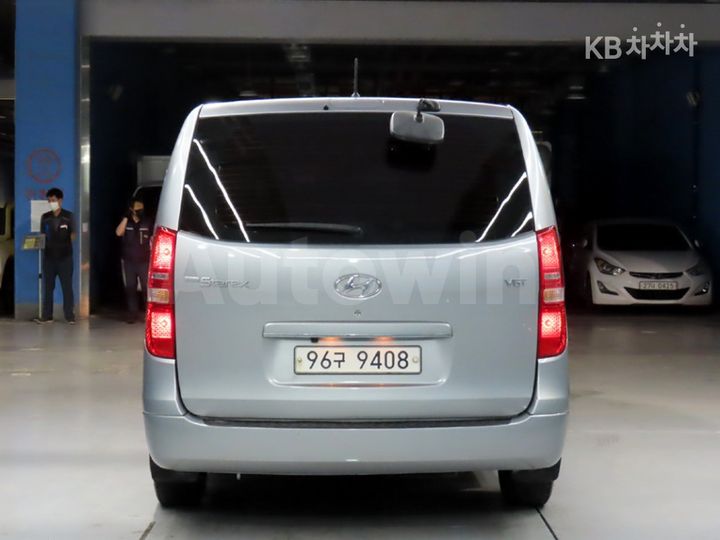 Hyundai Starex 2016 — 3
