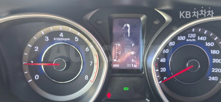 Hyundai Avante 2015 — 5