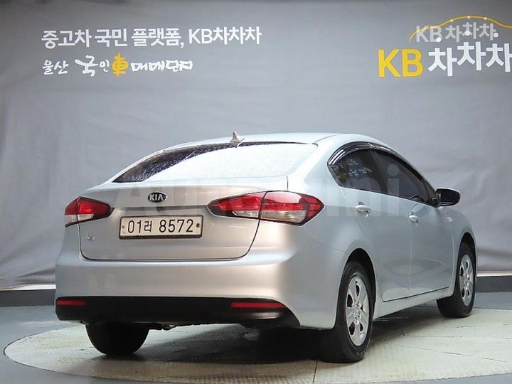Kia K3 2017 — 2