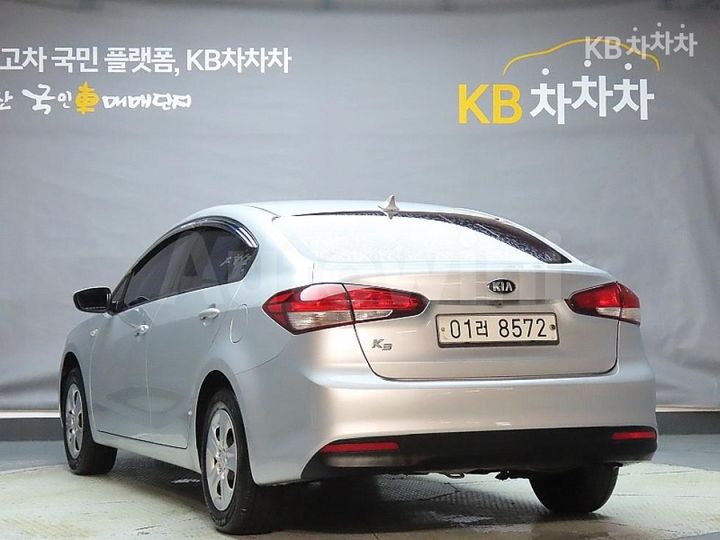 Kia K3 2017 — 4