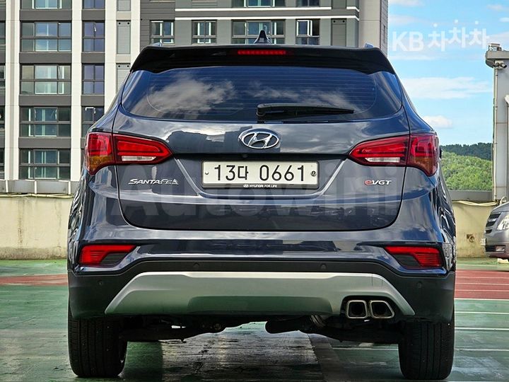 Hyundai SantaFe 2016 — 5