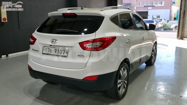 Hyundai Tucson 2013 — 2