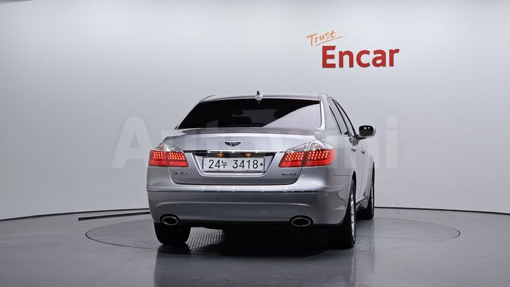 Hyundai Genesis 2009 — 4
