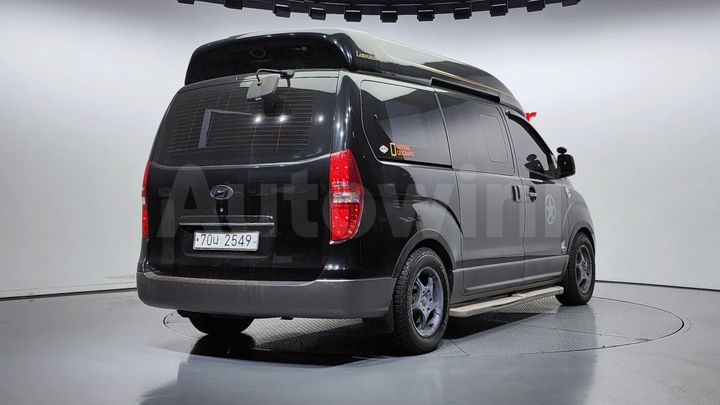 Hyundai Starex 2008 — 2