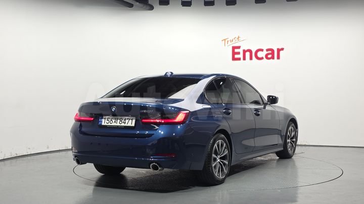 BMW 3 Series 2023 — 2