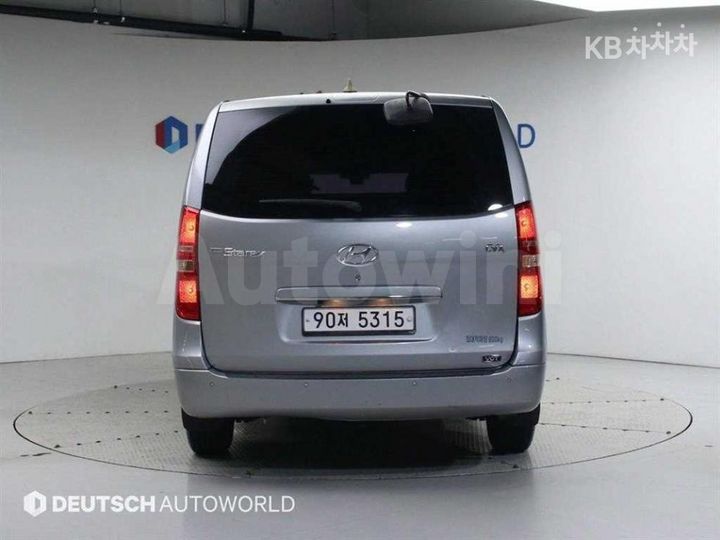 Hyundai Starex 2012 — 4