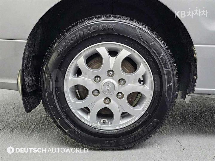 Hyundai Starex 2012 — 5