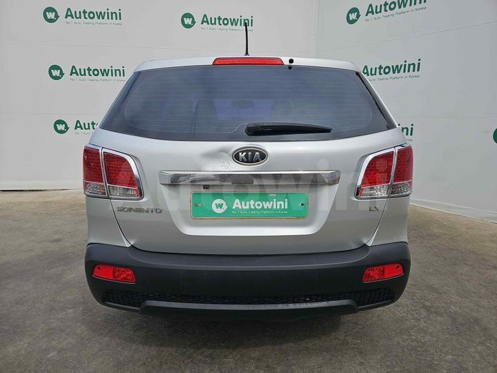 Kia Sorento 2010 — 4