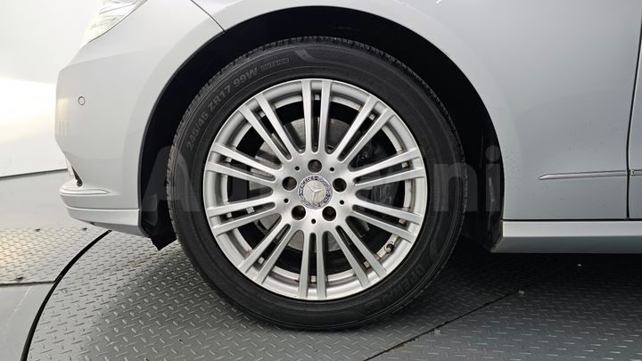 Mercedes-Benz E Class 2010 — 5