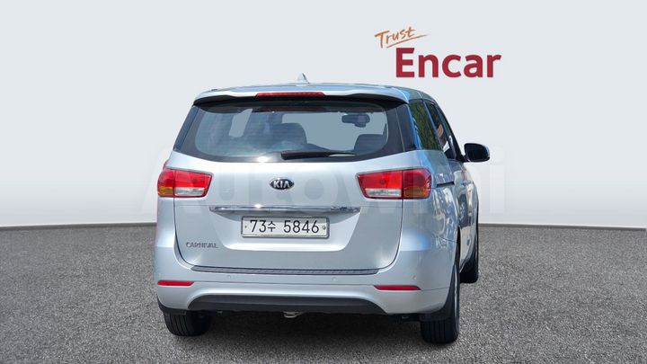 Kia Carnival 2018 — 4