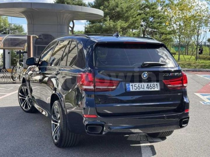 BMW X5 2017 — 2