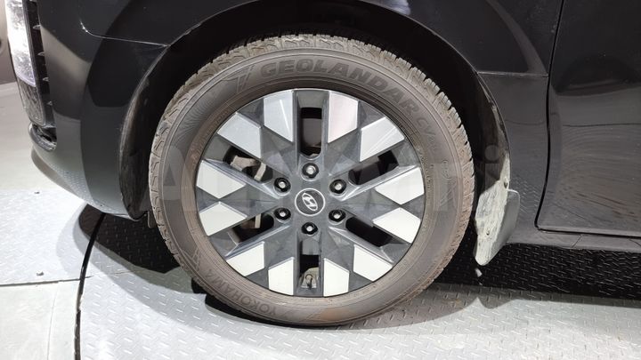 Hyundai Staria 2023 — 5
