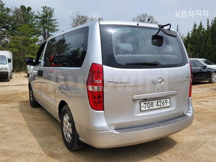 Hyundai Starex 2009 — 4