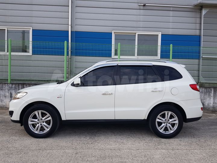 Hyundai SantaFe 2011 — 4