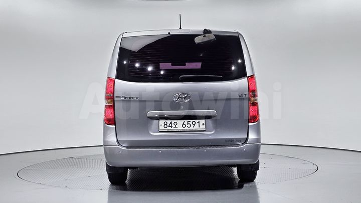 Hyundai Starex 2017 — 4