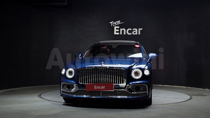 Bentley Flying Spur 2023 — 3