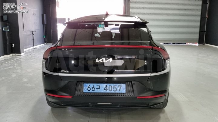 Kia EV6 2021 — 4