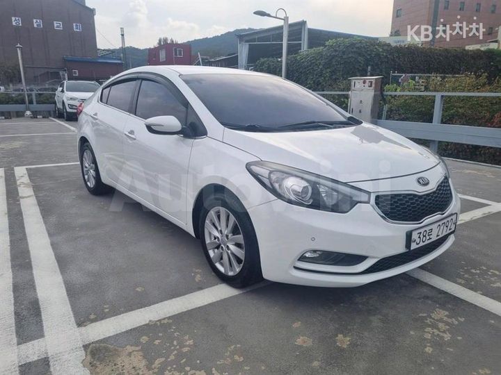 Kia K3 2015 — 3
