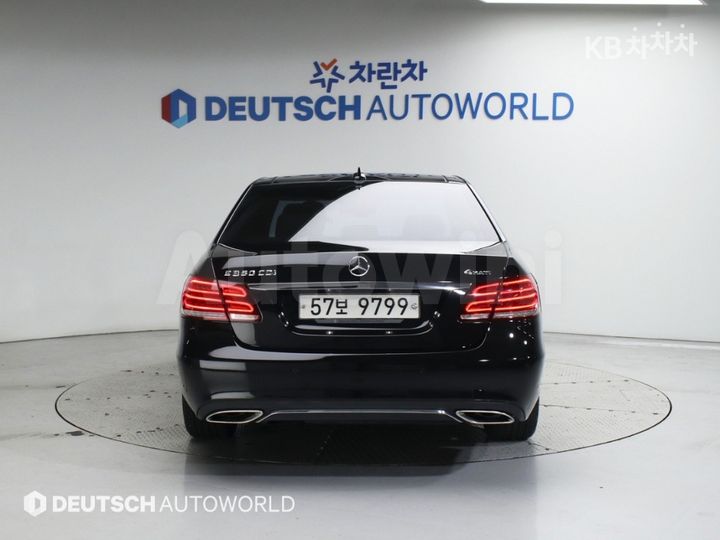 Mercedes-Benz E Class 2014 — 4