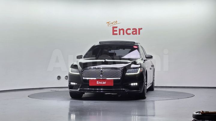 Lincoln Continental 2019 — 3