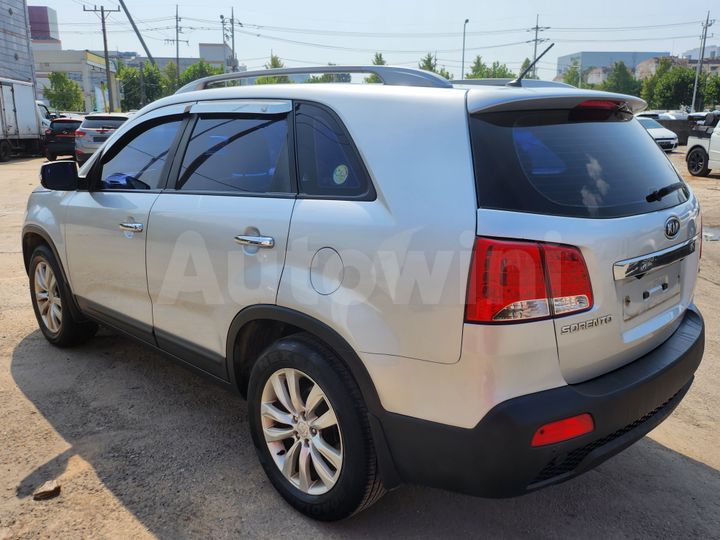 Kia Sorento 2010 — 3
