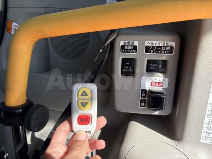 Daihatsu Tanto 2015 — 4