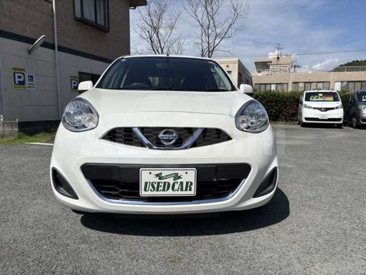 Nissan March