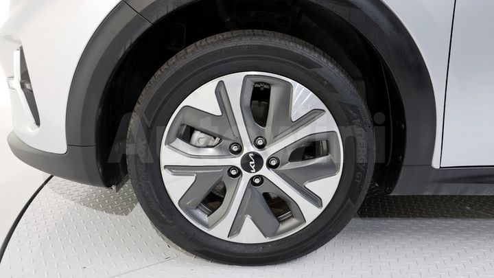 Kia Niro 2023 — 5